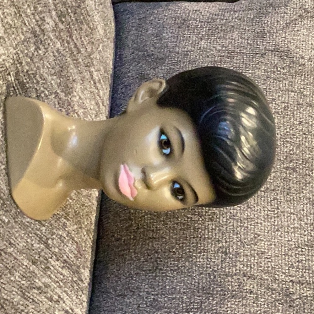 Chalkware Head - Picture 5 of 7